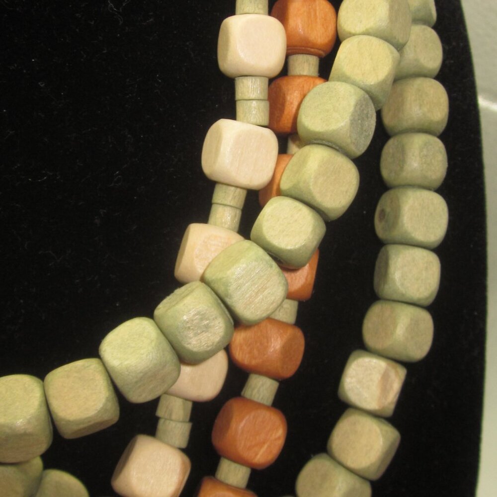 Plunder Wood Bead Necklace Multi Colored - Picture 2 of 5